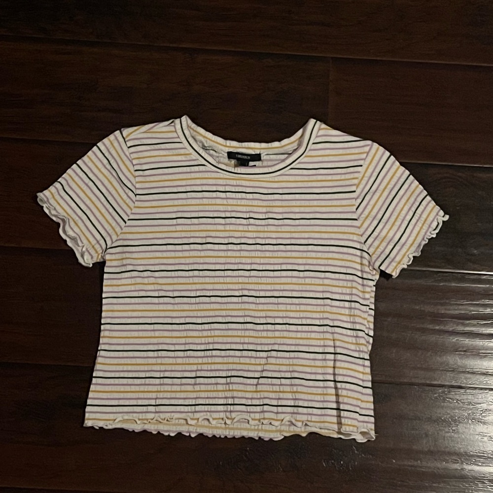 Forever 21 scrunch shirt